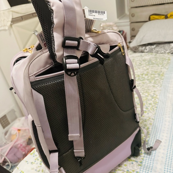 Carryon / backpack / airport small  luggage - Picture 3 of 10